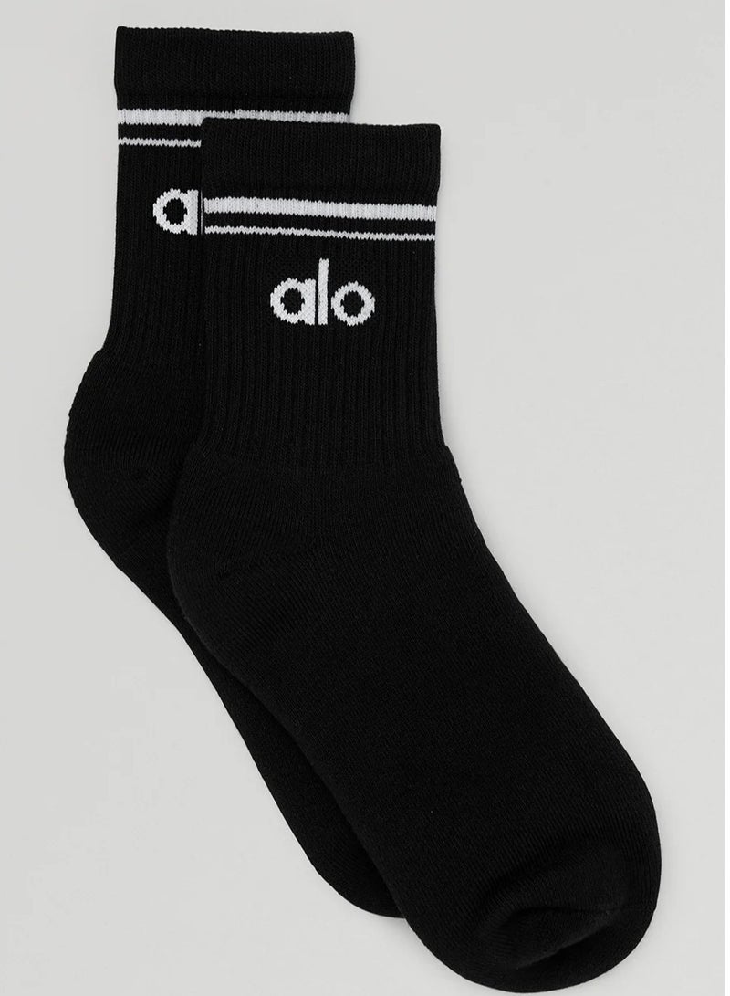 alo 3pcs Unisex Half-Crew Throwback Sock - Image 1