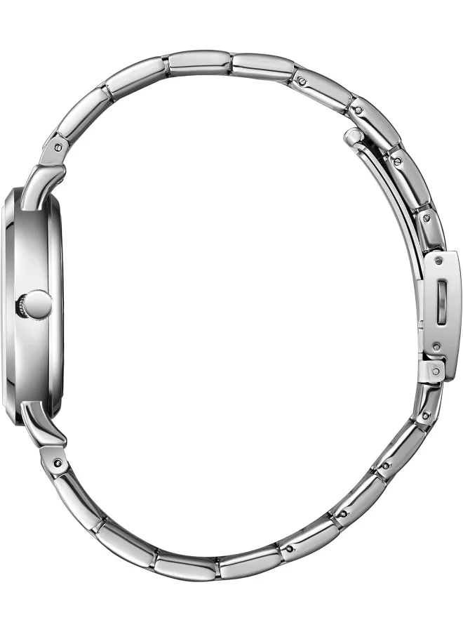 Lee Cooper LEE COOPER Women's 2035 Movement Watch, Analog Display and Metal Strap - LC08037.270, Silver
