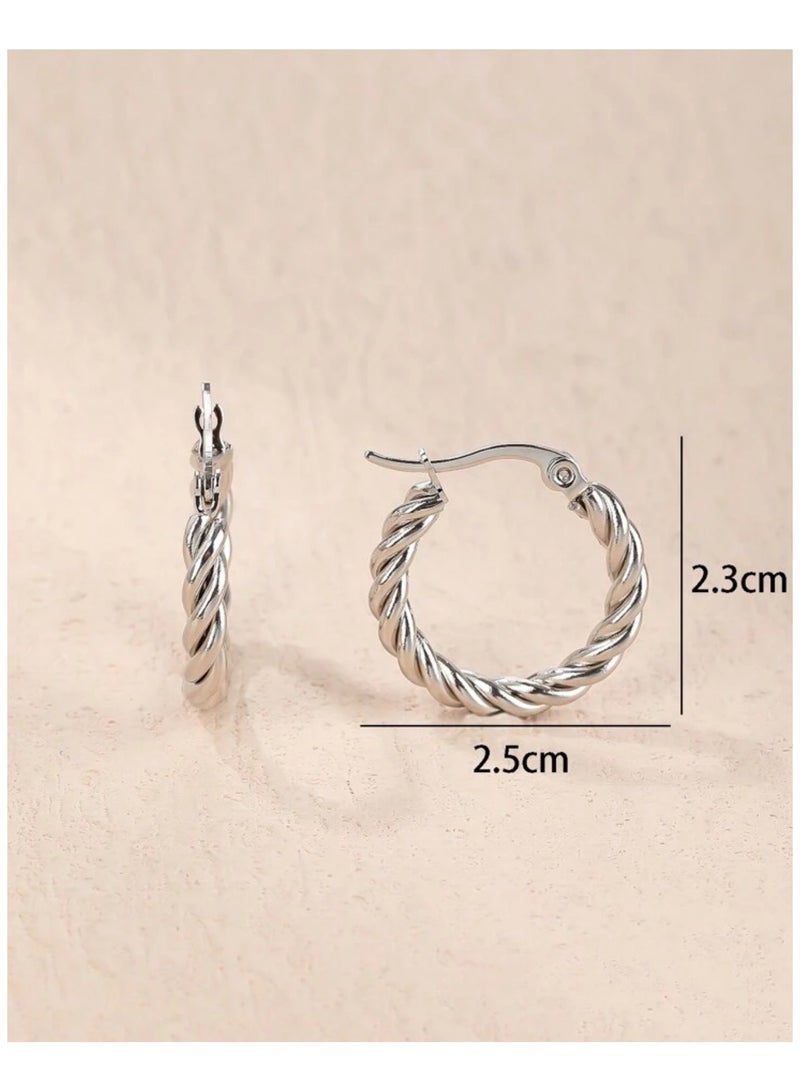 إيكوال حلق اذن نسائي دائري من الاستانلس ستيل أنيق وعالي الجودة باللون الفضي - Image 4