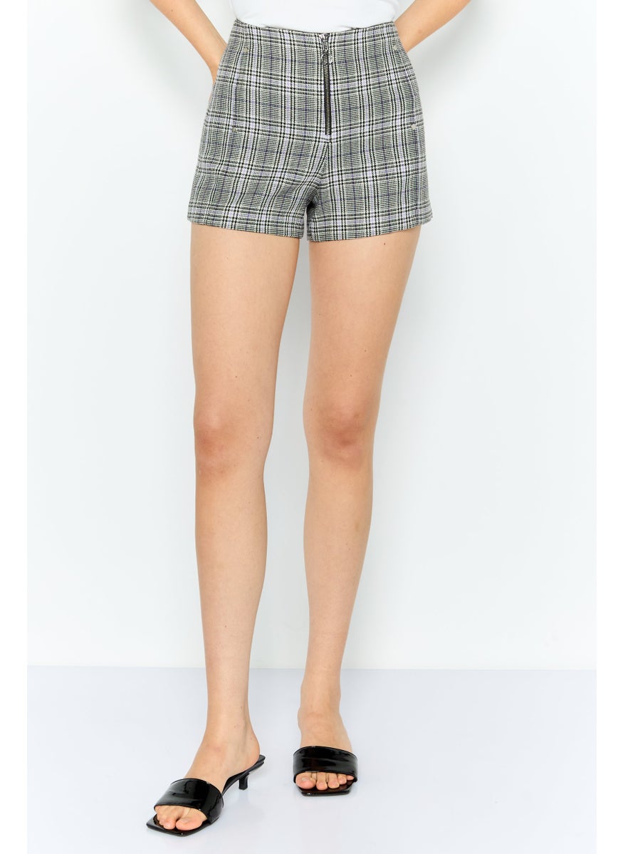 ONLY Women Textured Pull On Basic Short, Black  - Image 1