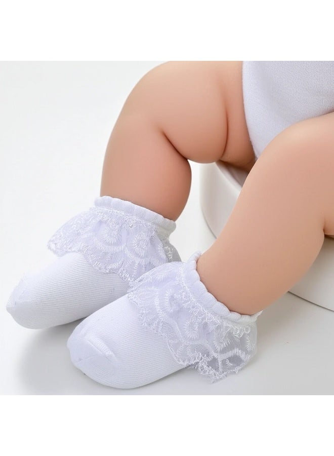 Baby girl's lace ruffle sock set for newborns, 3 pieces - Image 1