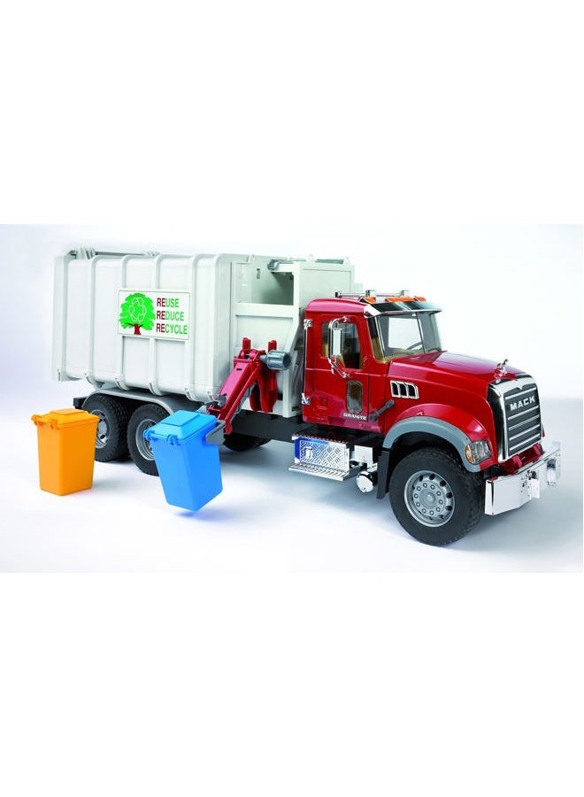 Bruder Mack Granite Garbage Truck - Image 4