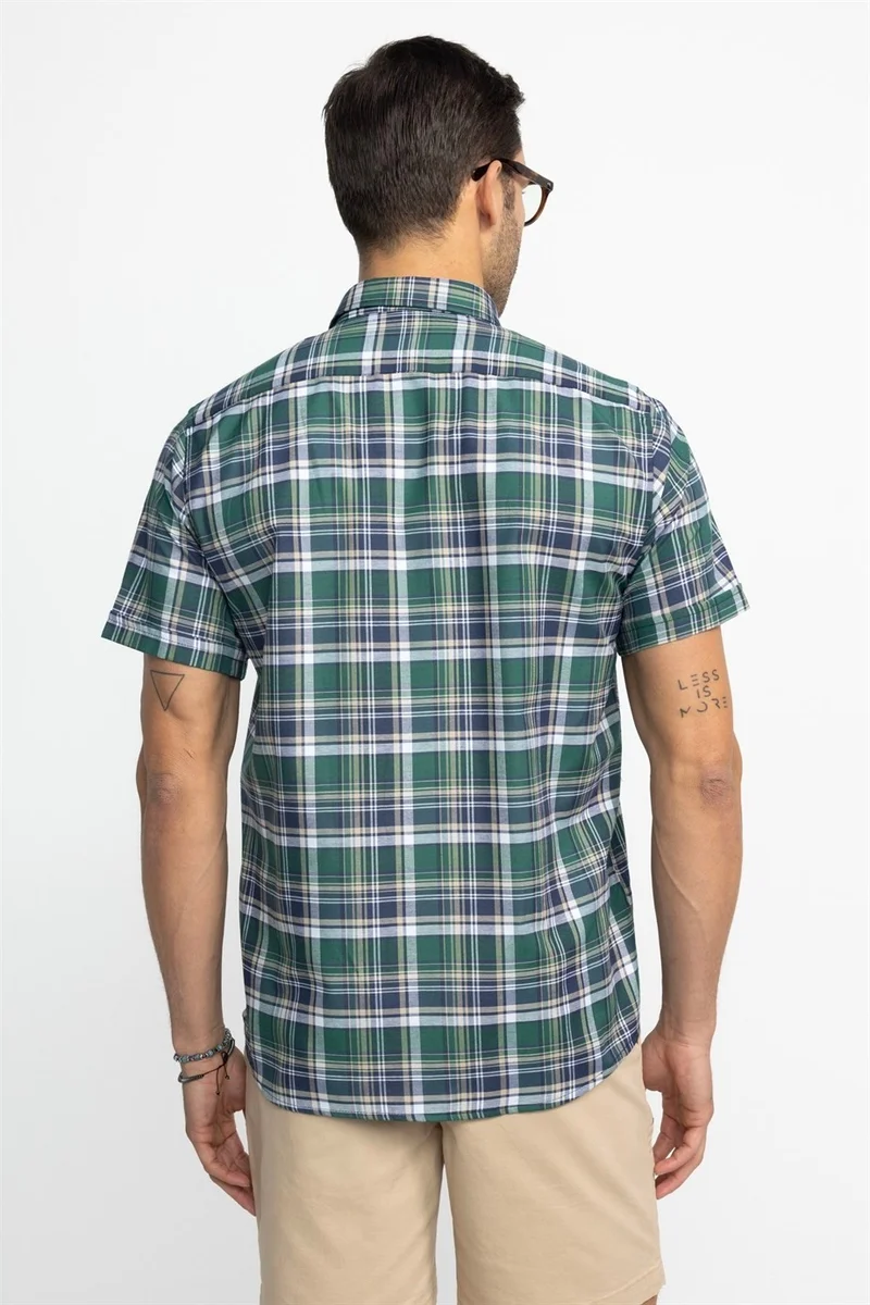 Tudors Classic Fit Short Sleeve Plaid Button Collar Men's Green Shirt