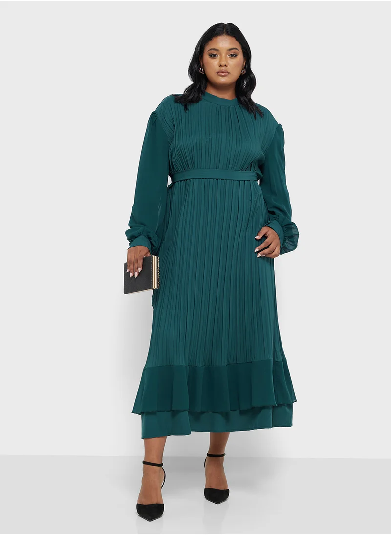 ايلا بلس Puff Sleeve Pleated Dress