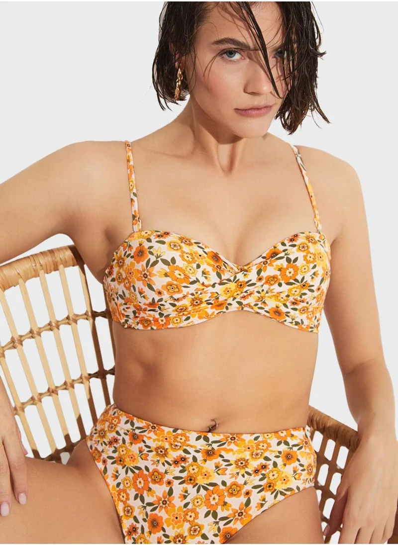 جون Floral Print Drap Detail Bikinis