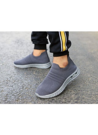 Slip-on sneakers - Comfort and style in one step - pzsku/Z0DEAF6BD9A42A8734079Z/45/_/1703956926/eb47ce16-2a0c-490e-b0a2-b9eff5e151e7