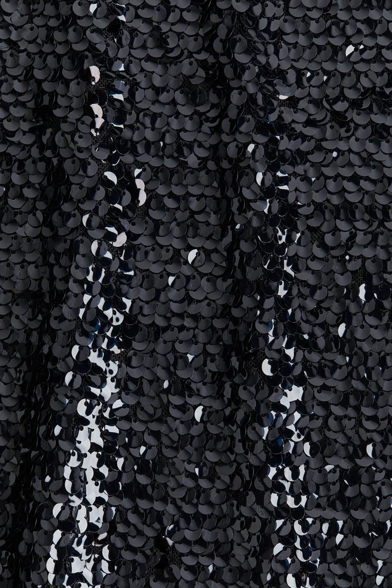 اتش اند ام تنورة ميني مزينة بالترتر