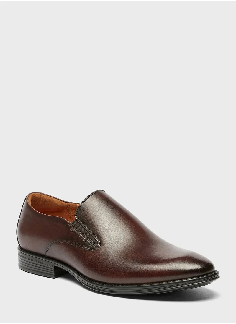 Le Confort Formal Slip Ons Shoes