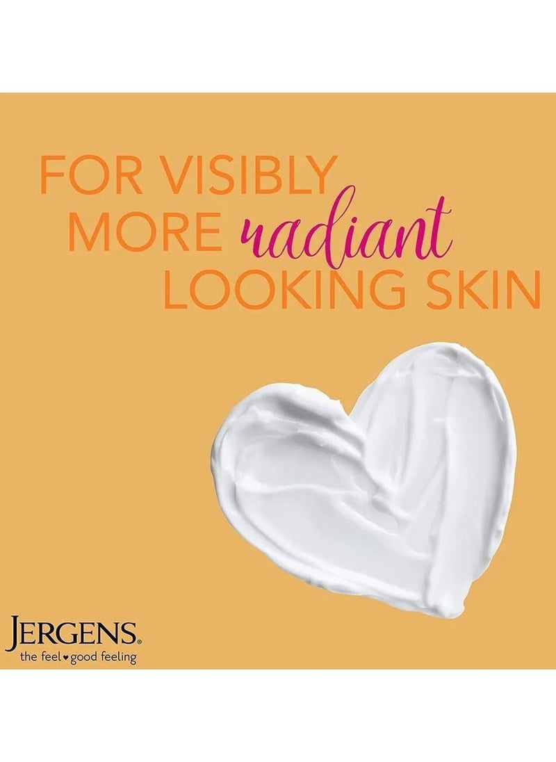 Jergens - Softening Musk Moisturizing Lotion 200 ml - Image 1