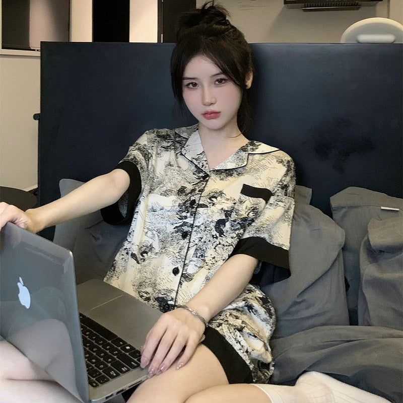 2026 New French Style Women's Ice Silk Pajama Set - Image 3