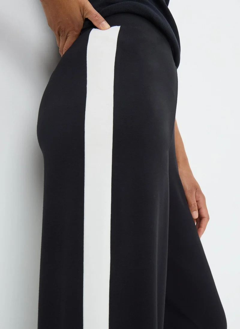 ماتلان Black Side Stripe Wide Leg Trousers