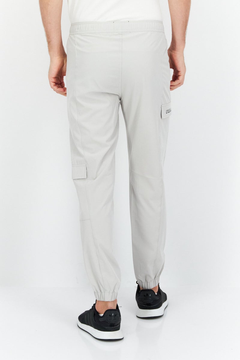 Lyle & Scott Men Brand Logo Cargo Jogger Pants, Grey - Image 2
