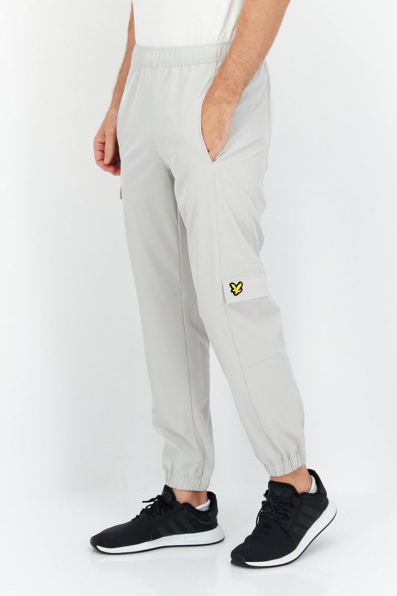Lyle & Scott Men Brand Logo Cargo Jogger Pants, Grey - Image 4