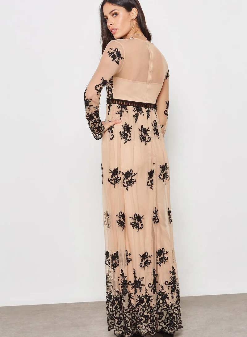 FOREVER 21 Embroidered Maxi Dress