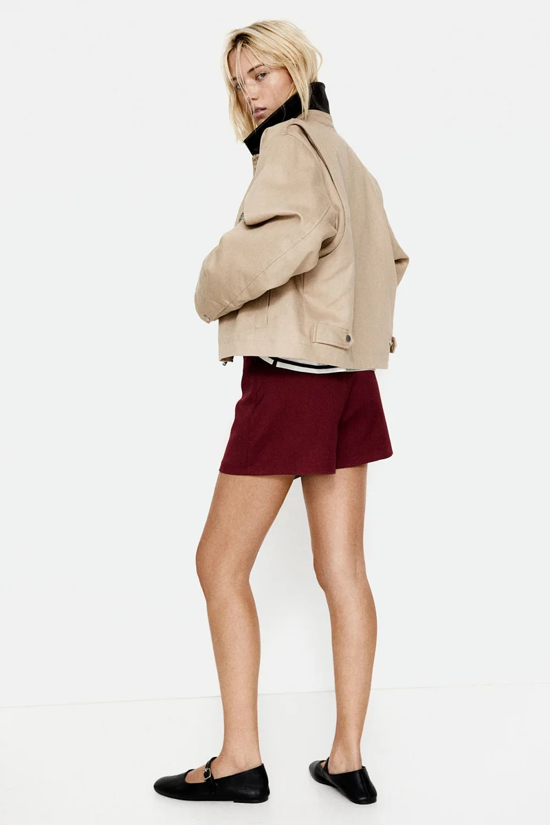 اتش اند ام تنورة بتصميم ملفوف