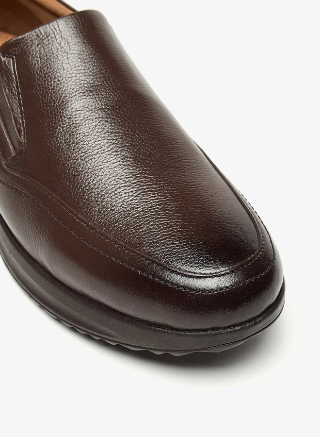 ال بي ال من شو اكسبرس Men Textured Slip-On Loafers