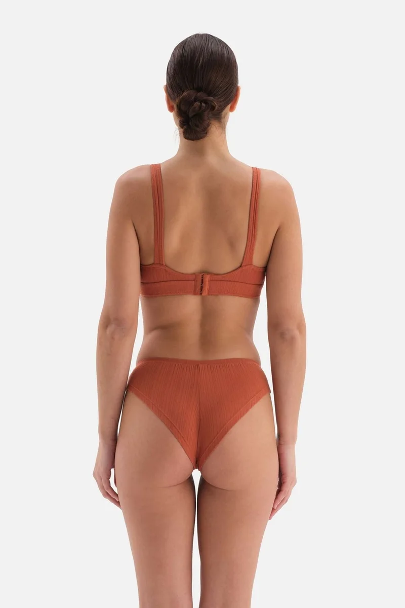 داجي Terracota Button Detailed Ribbed Brazilian