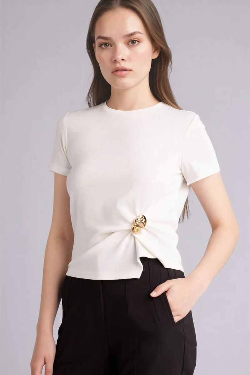 ديفاكتو Slim Fit Crew Neck Ribbed Short Sleeve T-Shirt