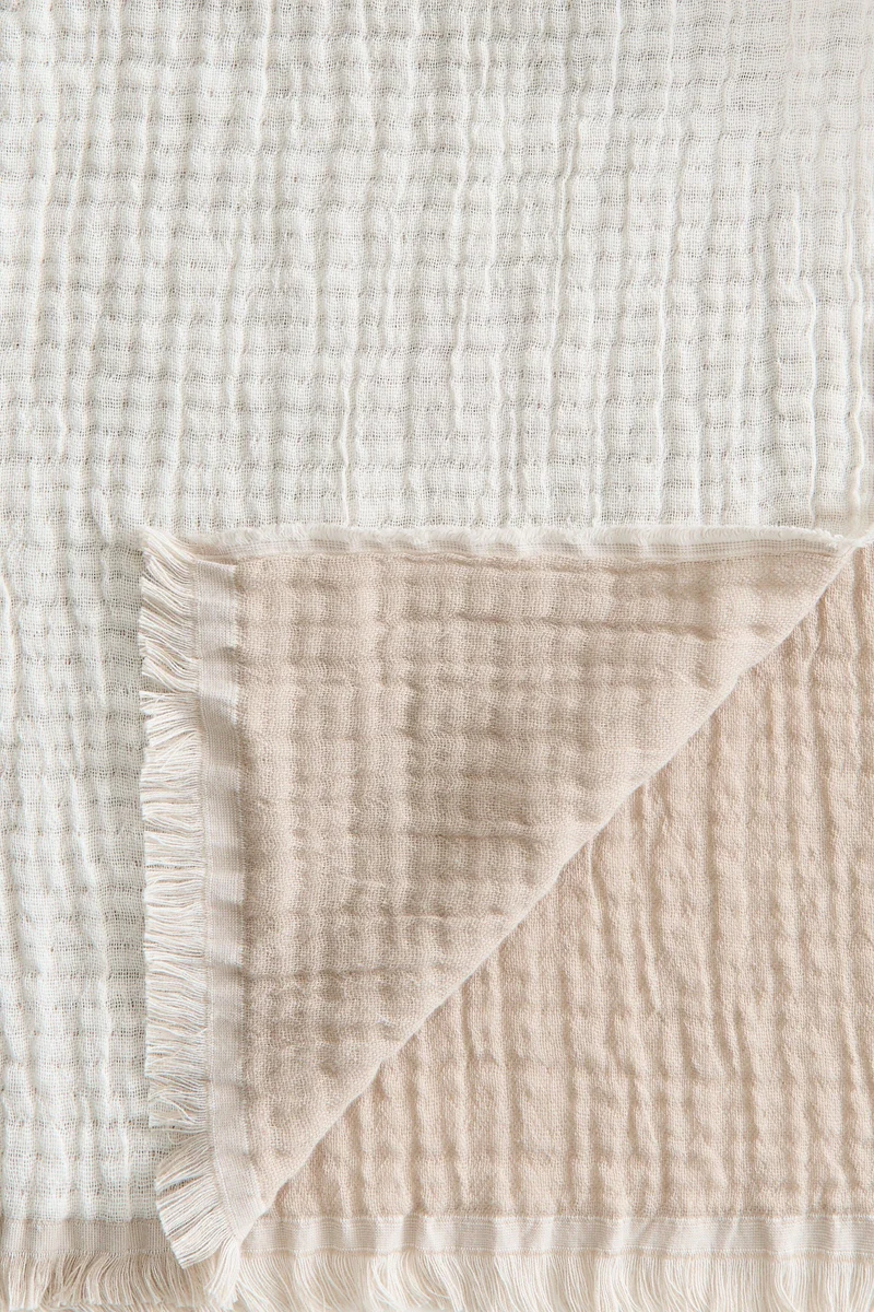H&M Cotton muslin blanket