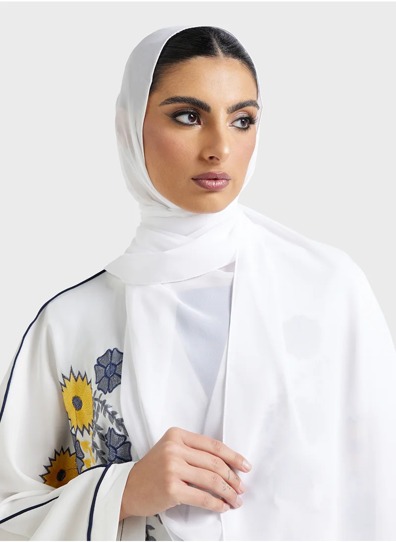خزانة Embroidered Abaya With Sheila