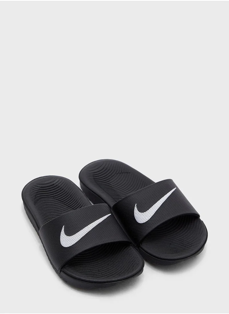 Seventy Five Casual Lifestyle Sneakers
