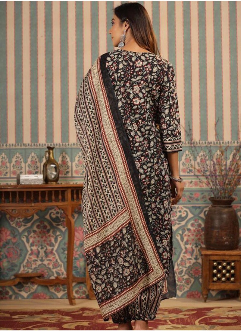 ISHIN Regular Fit Embellished Pattern Round Neck Neck Three-Quarter Sleeve Multicolour Colour Knitted Cotton Kurta Set for Women with Mid-Rise Closure - Crafted for Elegance and Ease  - Image 5