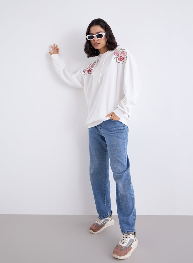 Styli Off-White Embroidered Flower Hoodie - Image 2