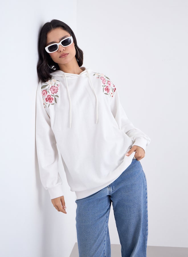 Styli Off-White Embroidered Flower Hoodie - Image 1