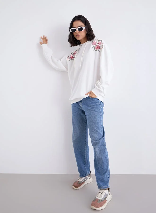 Styli Styli Off-White Embroidered Flower Hoodie