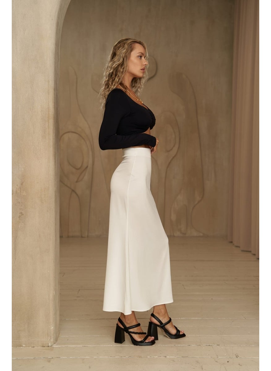 Collection Andrea White Satin Skirt - pzsku/Z0E04BB165F5819E0A86CZ/45/_/1741093109/135f8707-0dc6-478a-914f-4c46c170b6a9