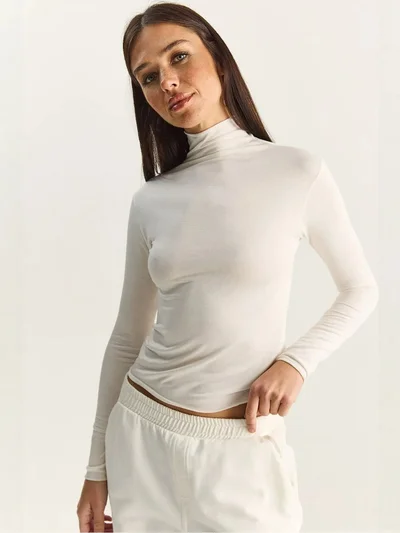 بيانكو لوتشي LUCCI Basic Half Turtleneck Blouse