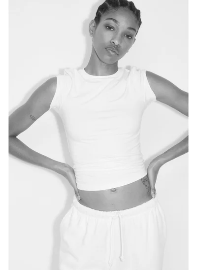 H&M Fitted T-shirt