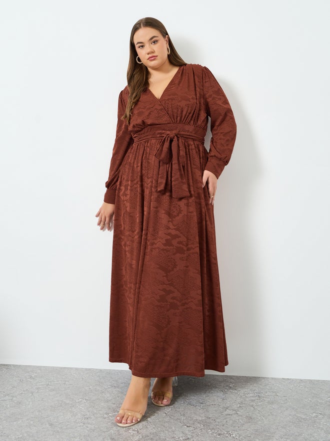 Styli Plus Belted Jacquard Knit A-Line Maxi Dress - Image 3