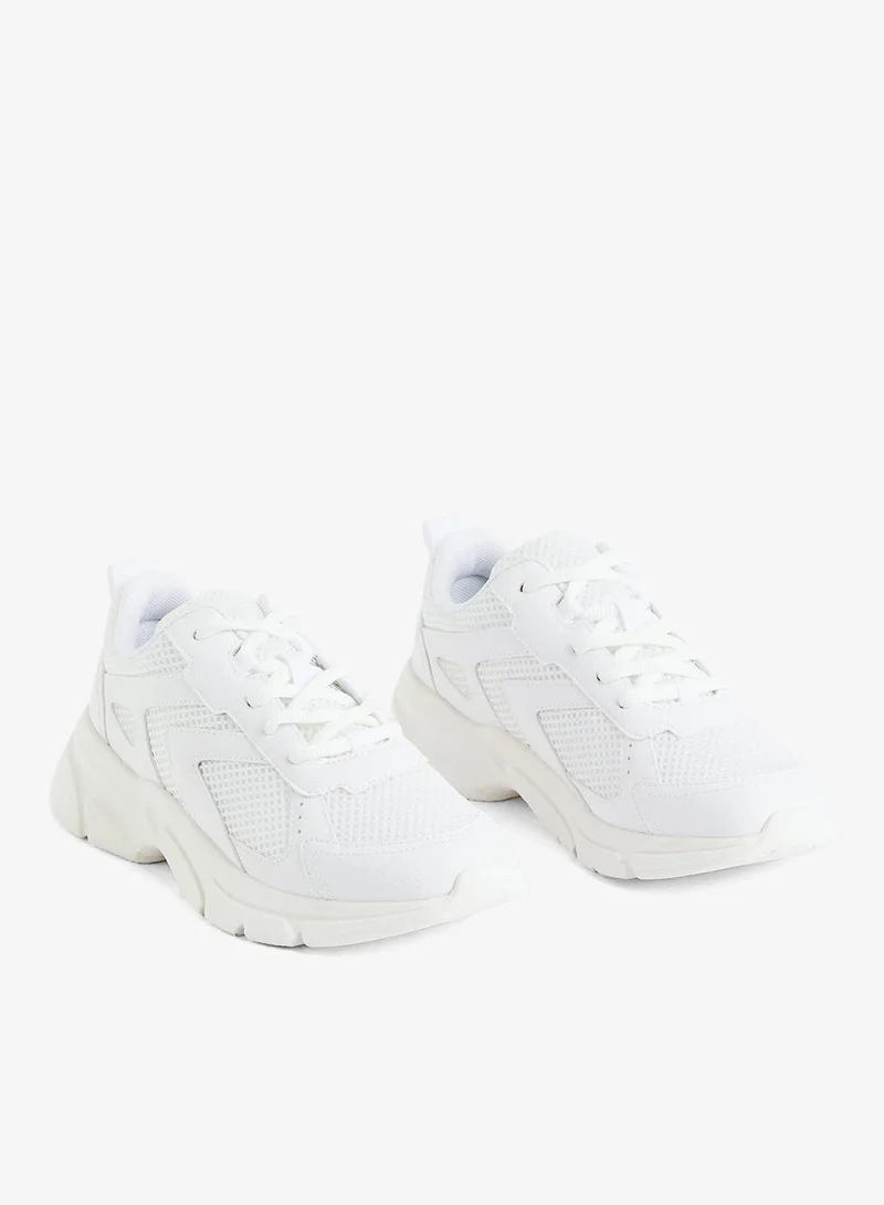 اتش اند ام أحذية رياضية