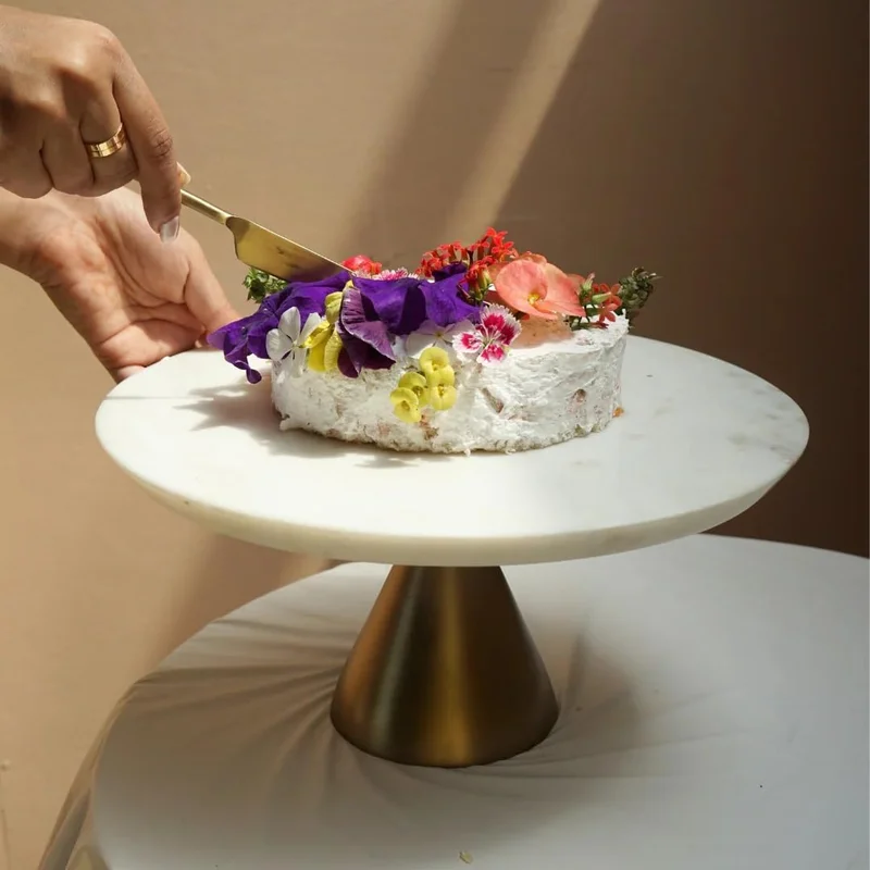 Muun Home Muun Home White Marble Cake Stand with Gold Metal Base - 30.4 cm Diameter