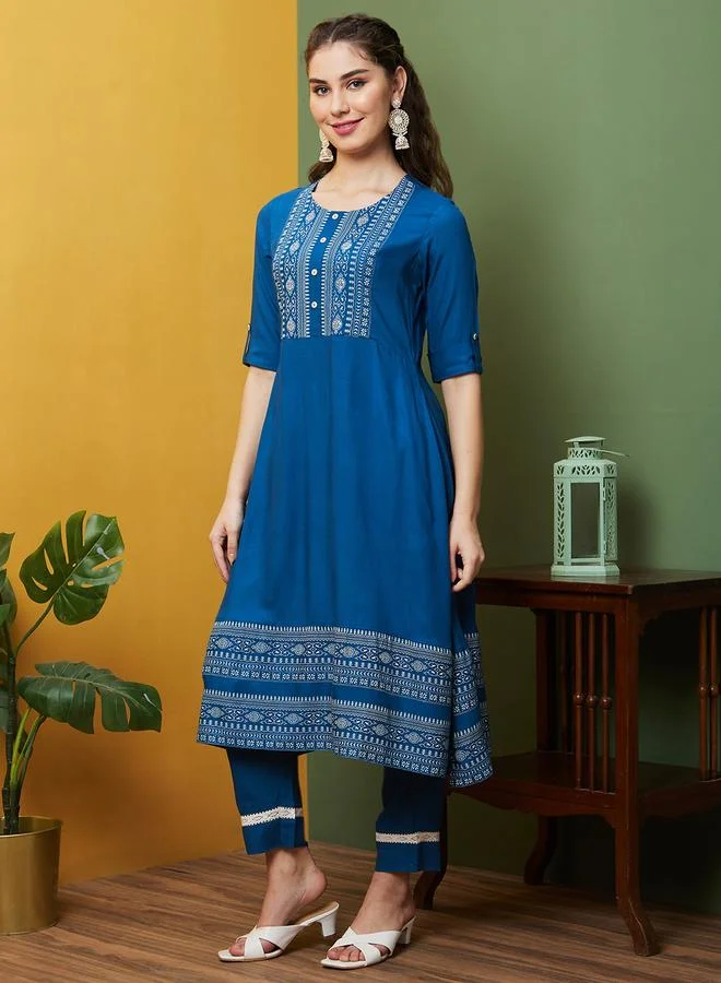 globus Globus Blue Yoke Printed Round Neck Kurta and Trousers Set