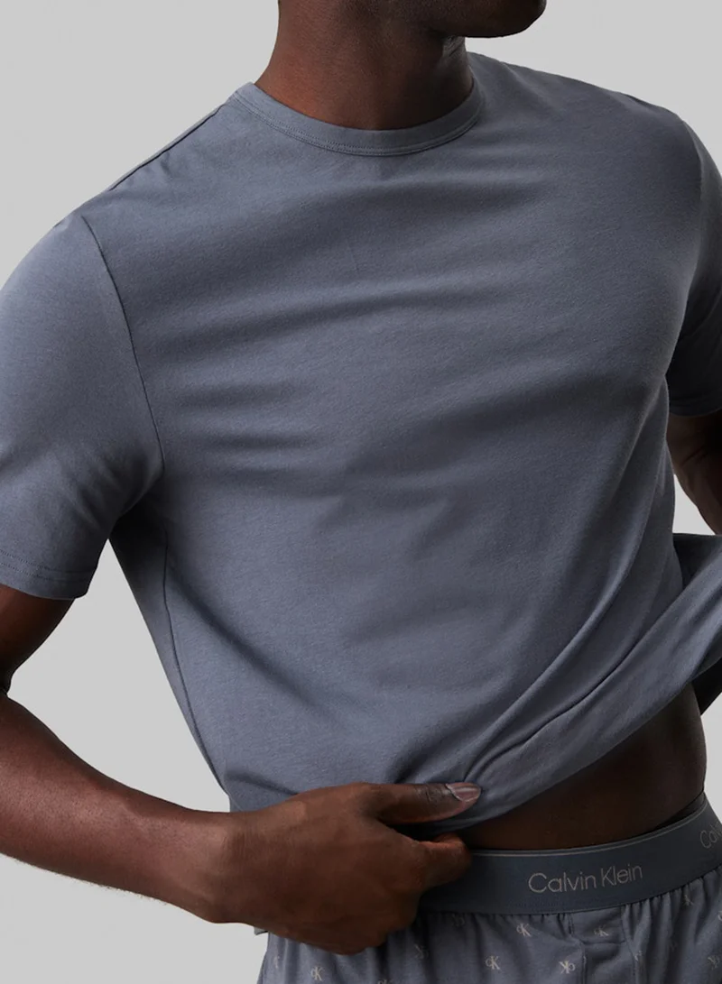 كالفن كلاين T-Shirt & Shorts Set