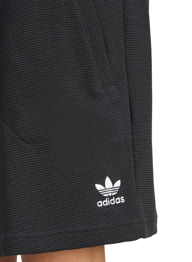 adidas Originals Essential Trefoil Waffle Shorts  - Image 3