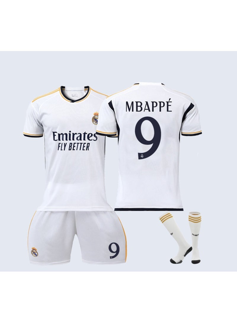 طقم زي ريال مدريد رقم 9 لكرة القدم للأطفال والشباب مكون من ثلاث قطع  - Image 1