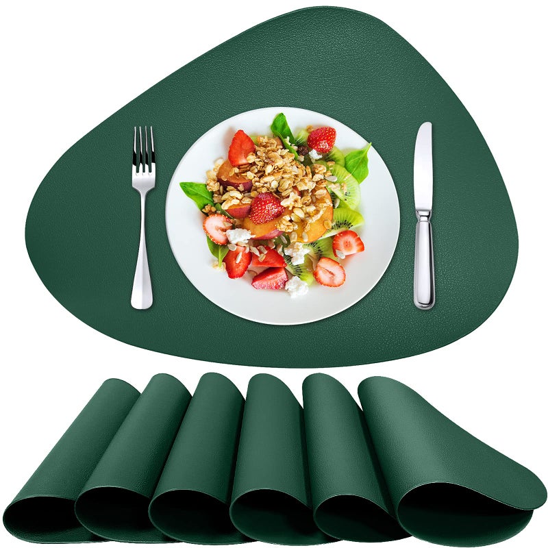 Herda Table Placemats Green Faux Leather Placemats Set of 6 Wipeable Washable Placemats for Round Table for Kitchen Dining Patio Outdoor Indoor Holiday Place Mat Christmas Table Mat