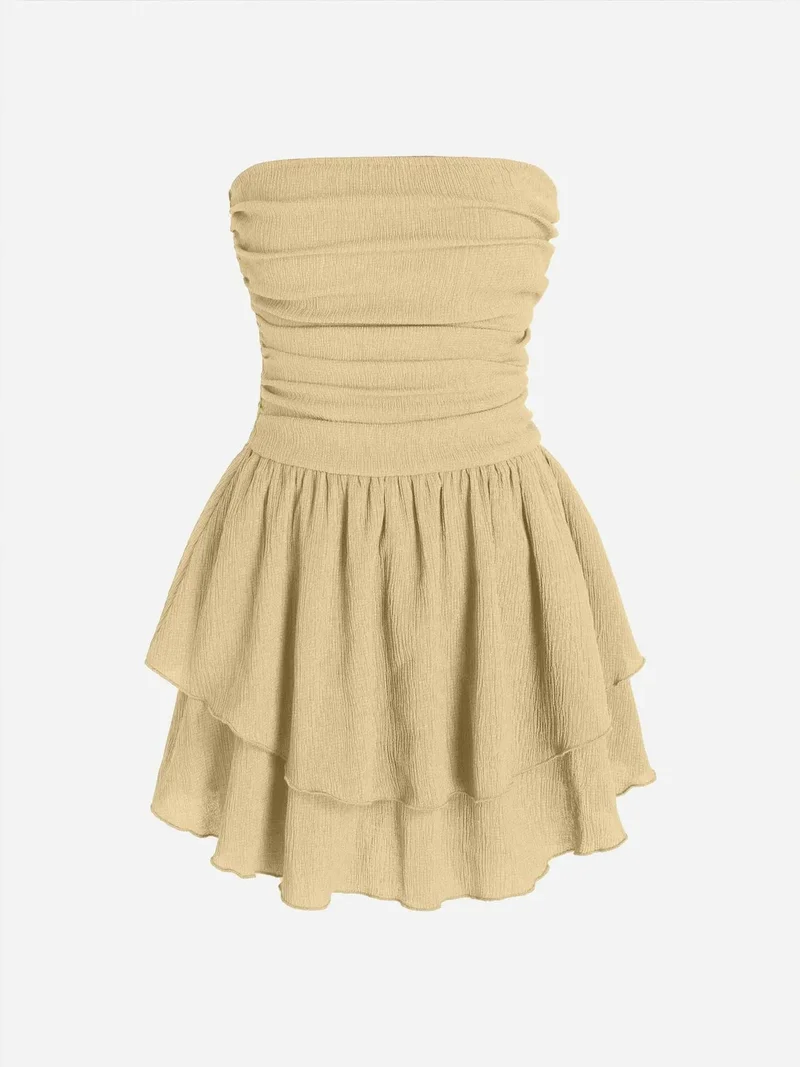 زوبعة فستان قصير مكشكش بدون حمالات بنقوش بارزة