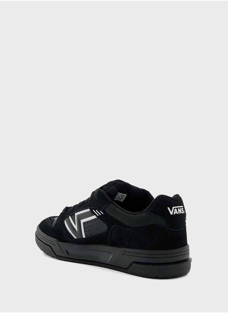 VANS Upland  - Image 2