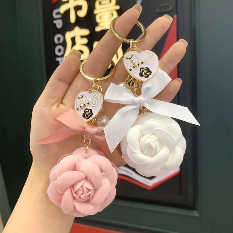 Creative Pearl Camellia Keychain Korean Fabric Bag Keychain Pendant Fashion High-Value Car Hanging - Image 4