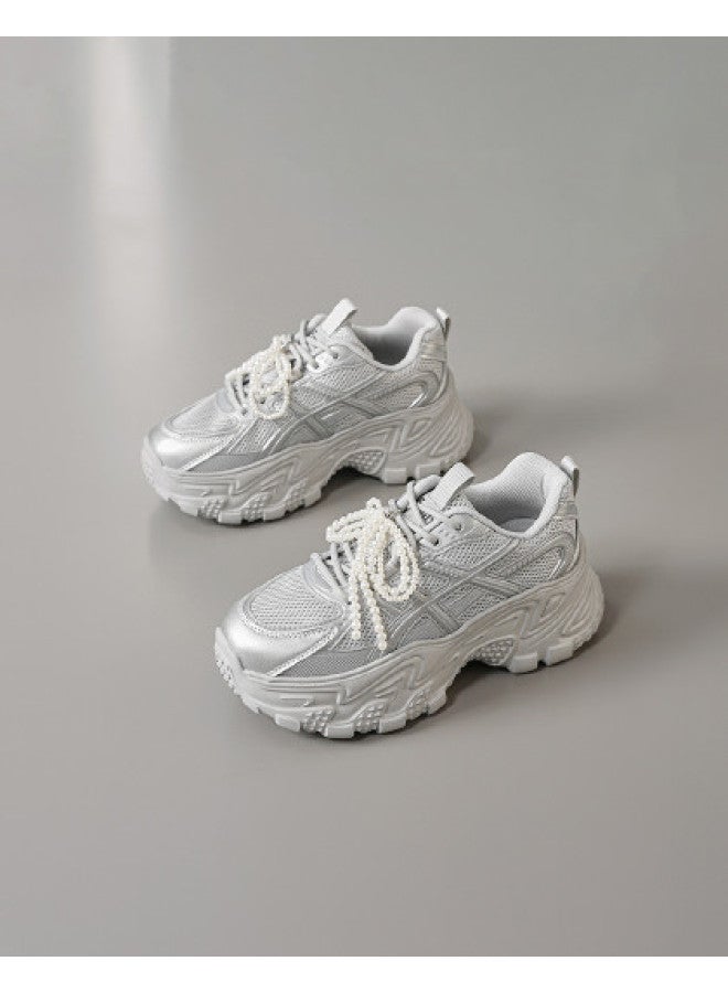 15MINS Platform Height Increase】2025 Summer New Retro Sneakers With Bow & Pearl Decor - Petite Women's Shoes - Image 1