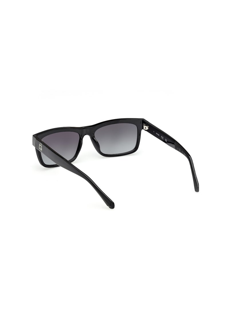 GUESS FULL RIM MALE RECTANGULAR BLACK INJECTED SUNGLASSES - Image 3