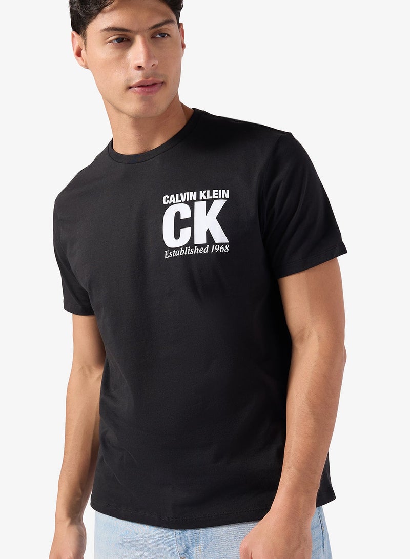 CALVIN KLEIN Graphic Crew Neck T-Shirt - Image 3