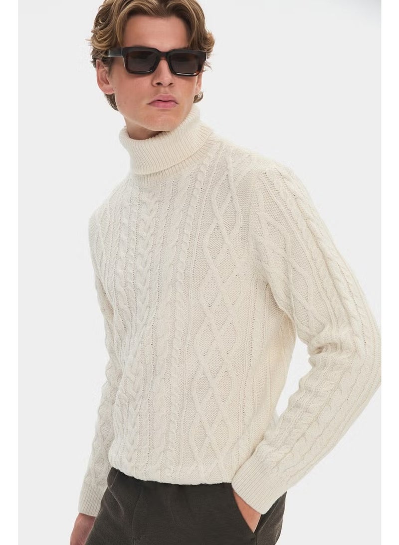 JUNE Men's Regular Fit Turtleneck Knit Detailed Knitwear Sweater - Image 3