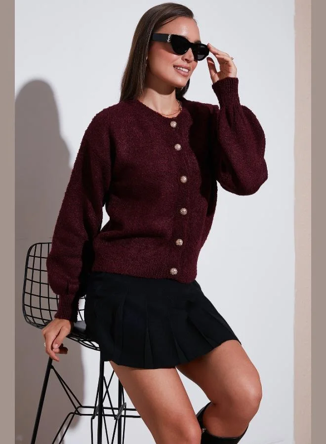 ليلا كارديجان ليلا النسائي بقصة عادية وياقة دائرية وملمس ناعم