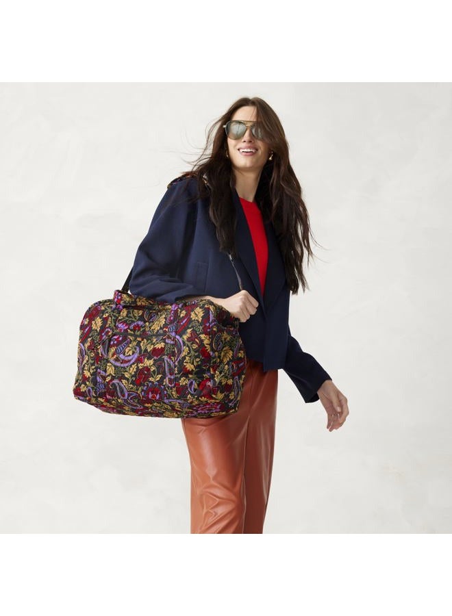 Vera Bradley حقيبة نسائية من القطن ميرامار لرحلات نهاية الأسبوع، حديقة منتصف الليل بنقشة بايزيلي، مقاس واحد - Image 2