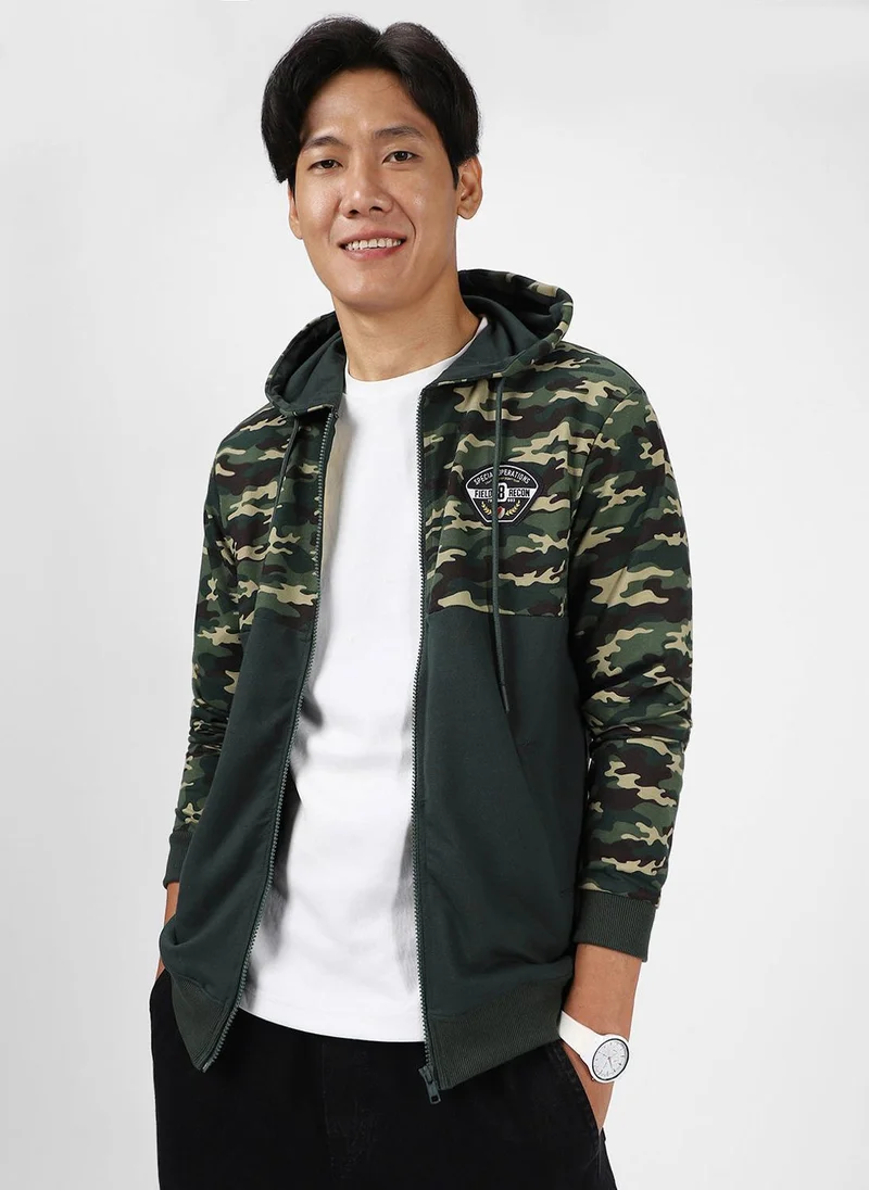 Urbano Fashion Men's Green Cotton Camouflage Printed Hooded Neck Sweatshirt